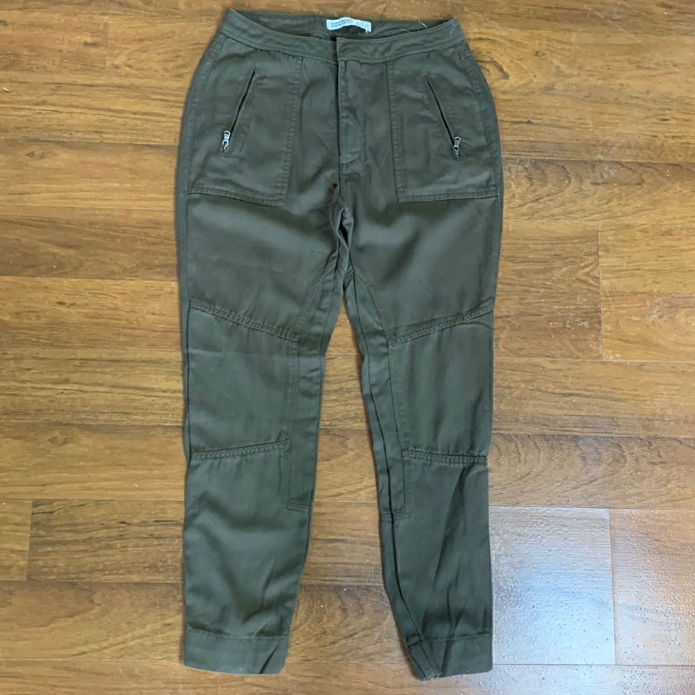 zara basic z1975 denim green size 2 zippers tapered leg high waist